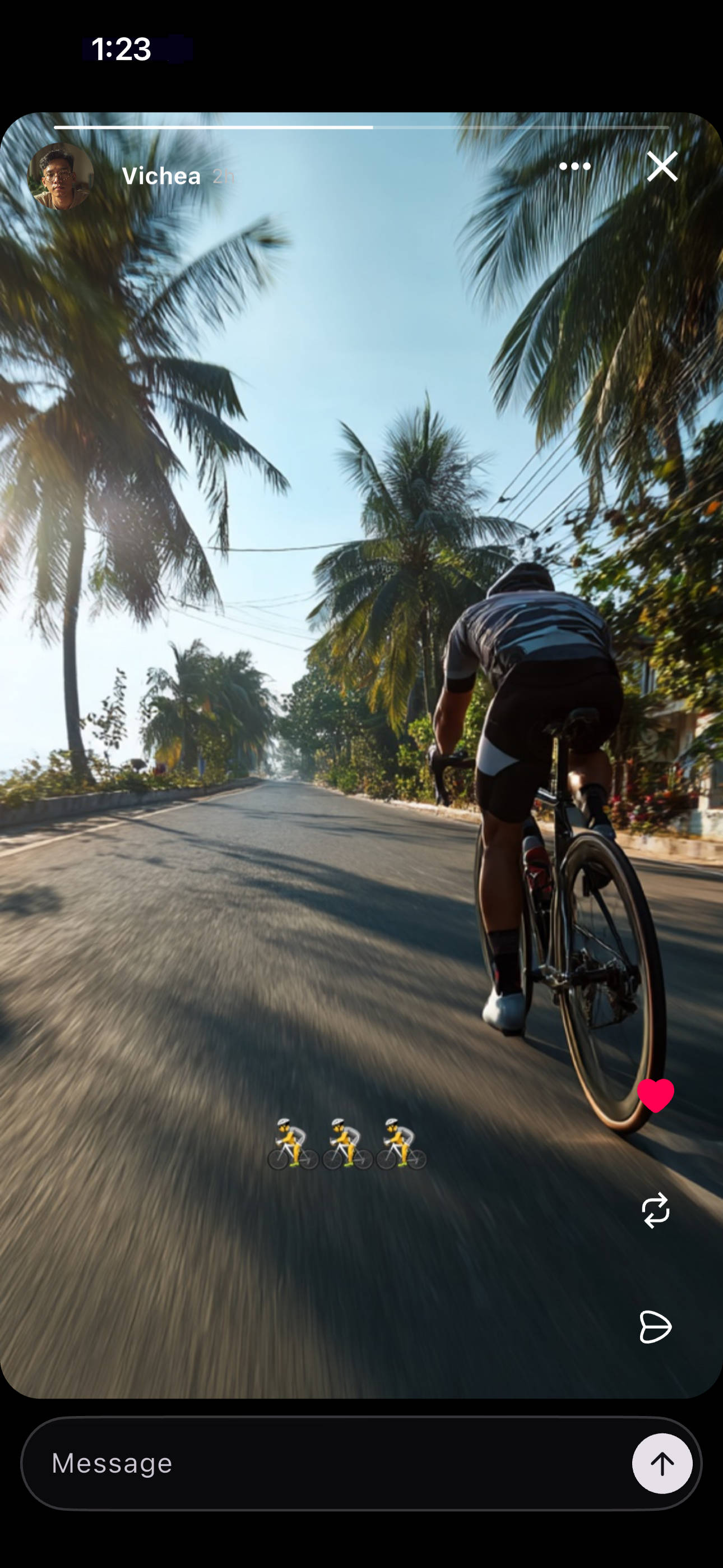 Khemera app screenshot showing community feed content.